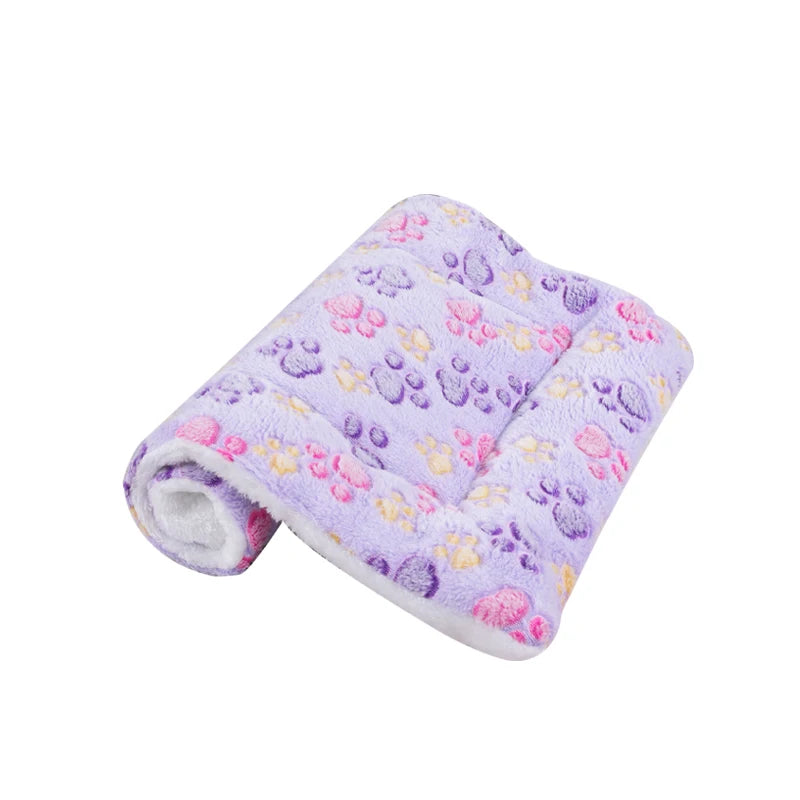 Soft Flannel Dog Blanket — Washable & Cozy
